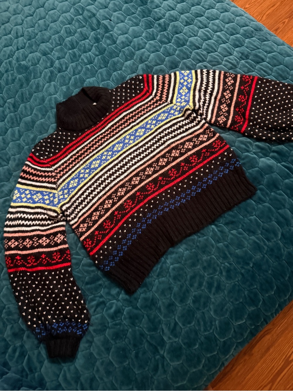 American Eagle Outfitters Small Black Multicolor Fair Isle Turtleneck Sweater